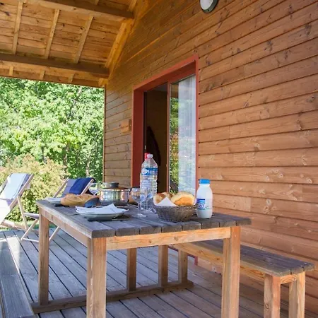 Chalet Les Chataigniers Du Pourcharesse