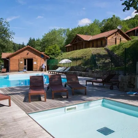 Les Chataigniers Du Pourcharesse