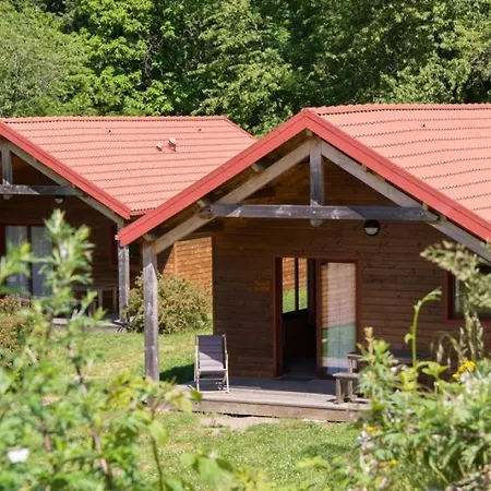 Chalet Les Chataigniers Du Pourcharesse